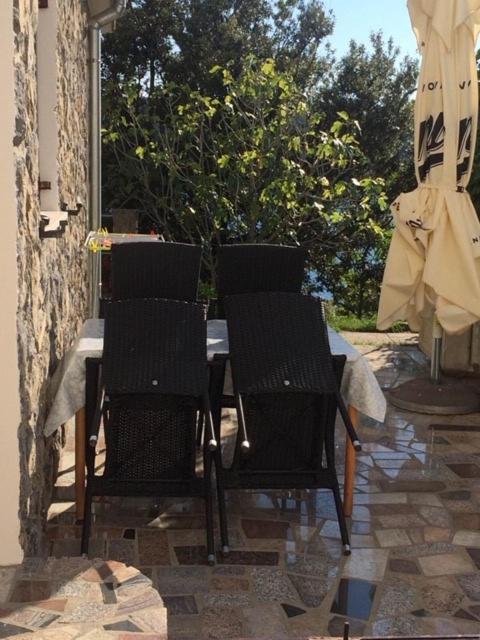 Apartmani Dragica-Prizemlje Kampor Esterno foto